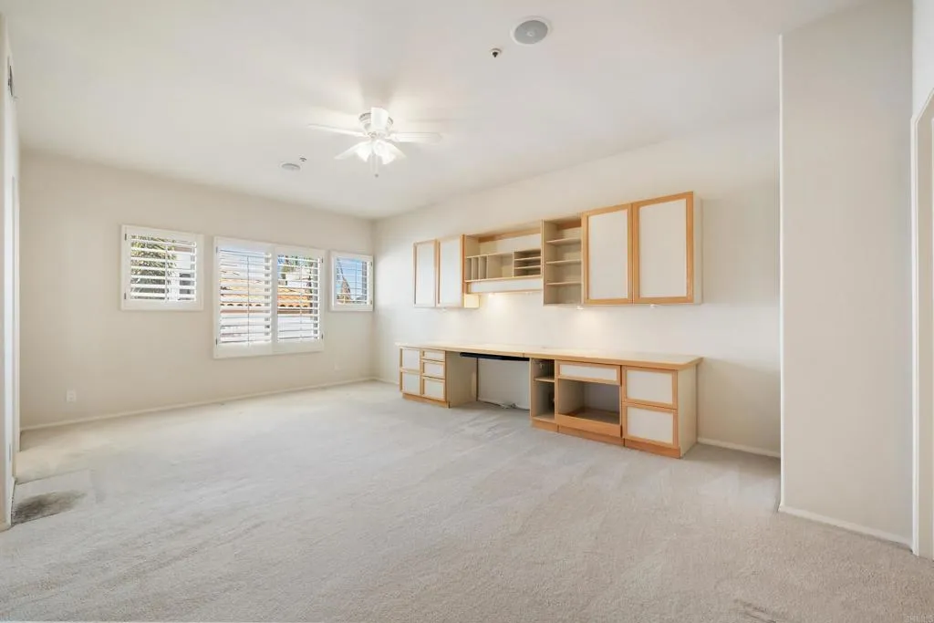 4660 Caminito San Sebastian, Del Mar, CA 92014 Upstairs Bedroom