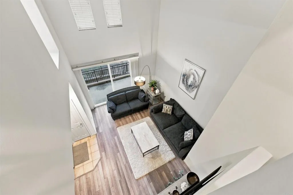 5420 Zeil Place, San Diego, CA 92105 5420 Zeil Place, San Diego, CA 92105