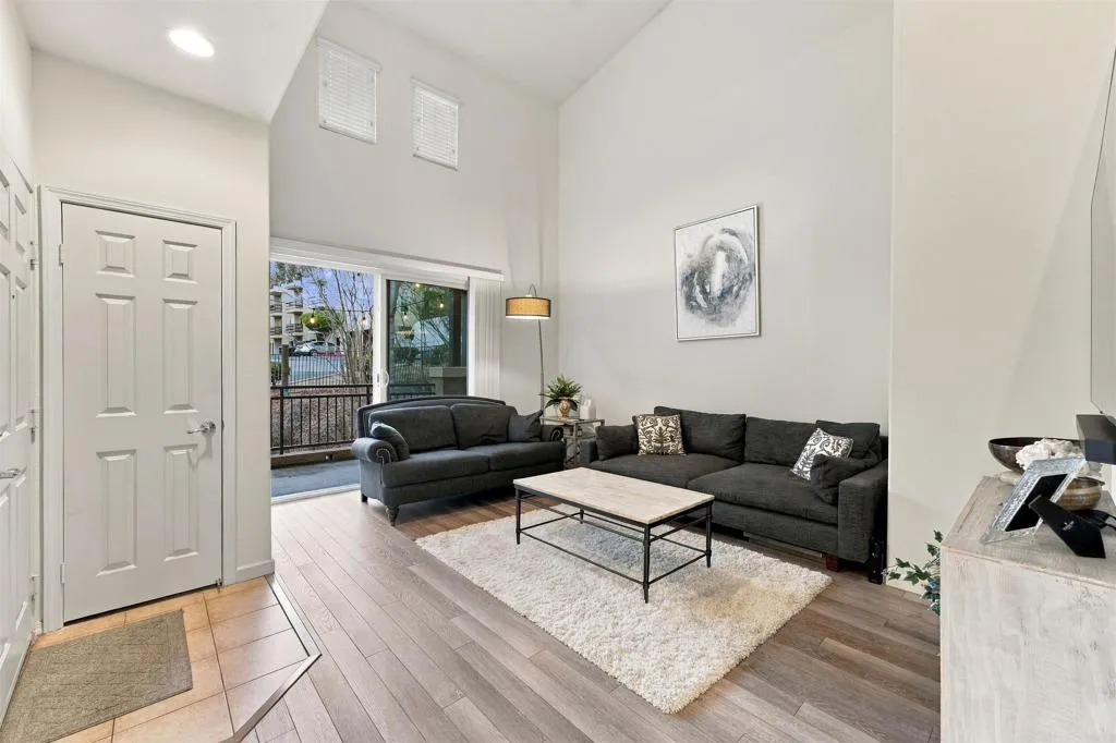 5420 Zeil Place, San Diego, CA 92105 5420 Zeil Place, San Diego, CA 92105