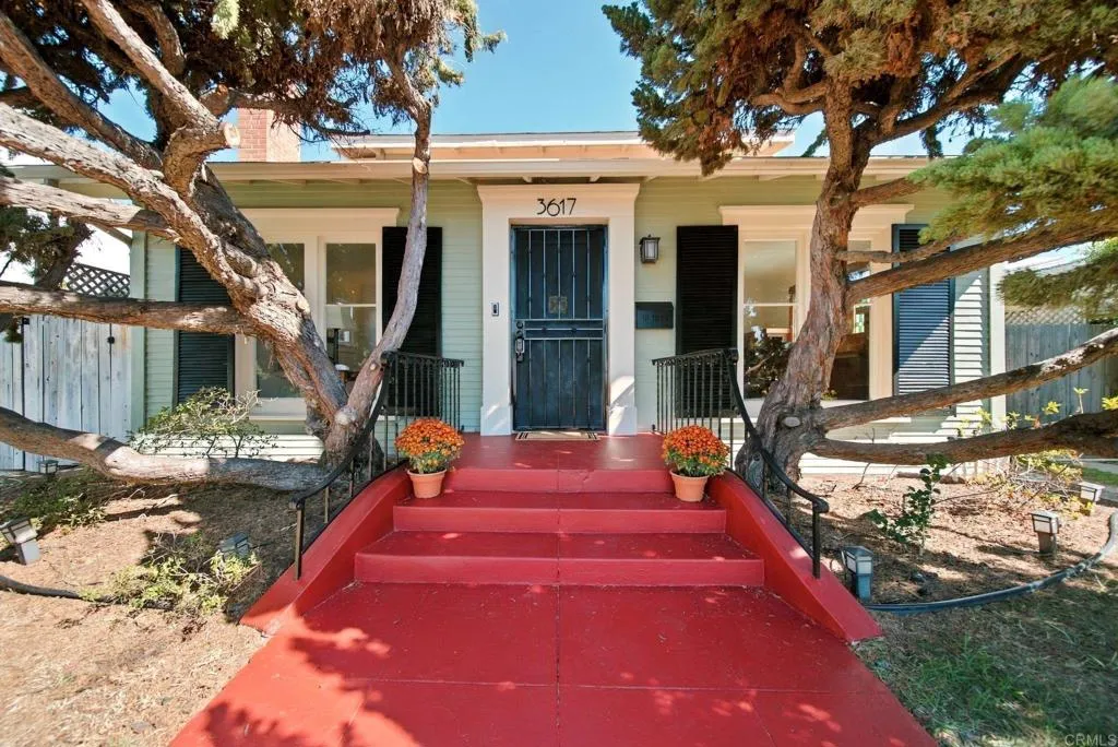https://cdn.realtyfeed.com/cdn/127/307110446/6229ce73a47dce904af633298aec09f9.webp