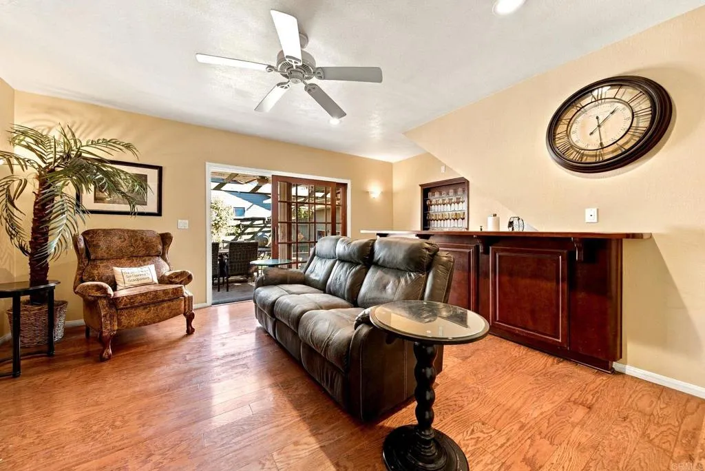 https://cdn.realtyfeed.com/cdn/127/307110446/96c2907376faafd78acd1b792ecc6112.webp