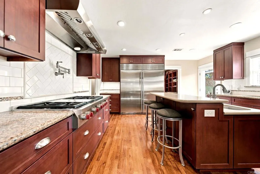 https://cdn.realtyfeed.com/cdn/127/307110446/b4509e28317bbab3f7b00c8f92a17461.webp