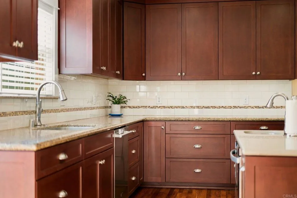 https://cdn.realtyfeed.com/cdn/127/307110446/c77710e2f299f02e6314288e67648d5d.webp
