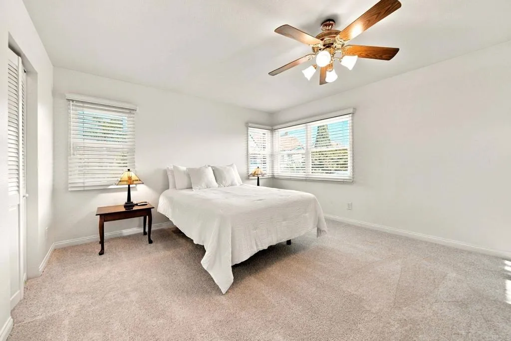 https://cdn.realtyfeed.com/cdn/127/307110446/da7fd2c6c6adbd11a7b8db5d169a1267.webp