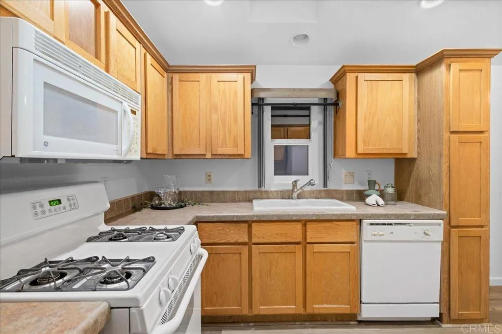 410 S 1st, #146, El Cajon, CA 92019 410 S 1st, #146, El Cajon, CA 92019