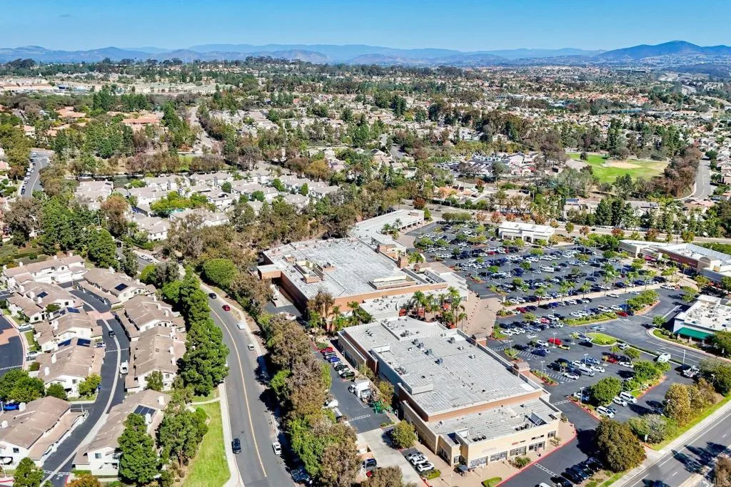 3706 Carmel View Road, San Diego, CA 92130 3706 Carmel View Road, San Diego, CA 92130