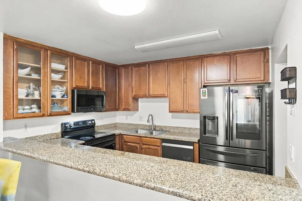 https://cdn.realtyfeed.com/cdn/127/307110509/90650c0581cf65e0450b0367f938e9d3.webp