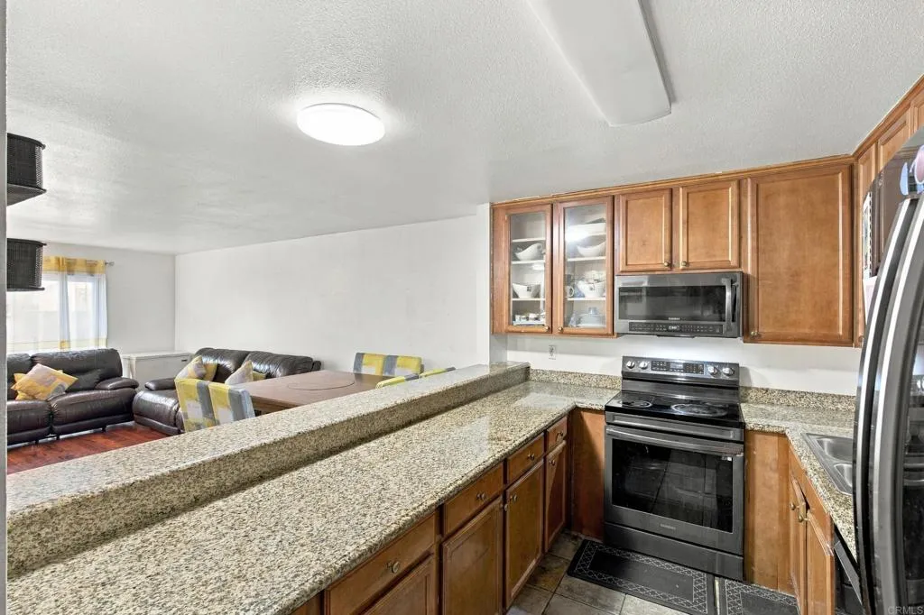https://cdn.realtyfeed.com/cdn/127/307110509/e1d71f475356b1146aa219491b070c9d.webp