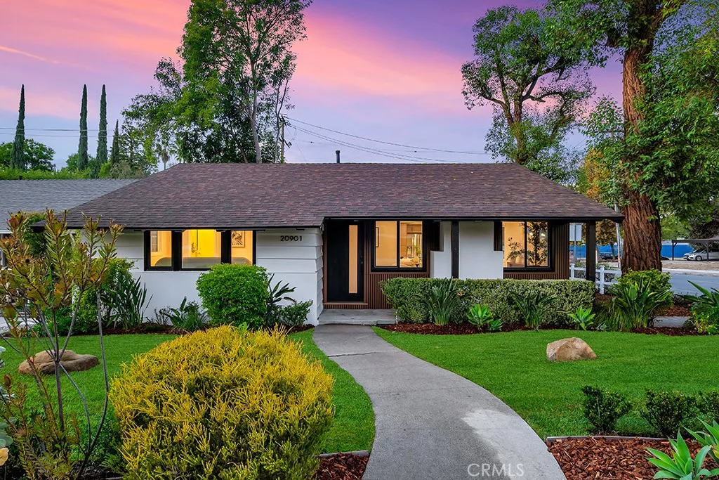 Woodland Hills, CA 91364