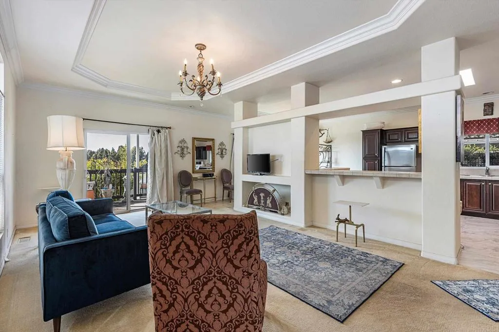 3535 Linda Vista, #6, San Marcos, CA 92078 3535 Linda Vista, #6, San Marcos, CA 92078