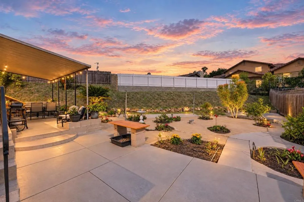 821 Angelo Drive, National City, CA 91950 821 Angelo Drive, National City, CA 91950