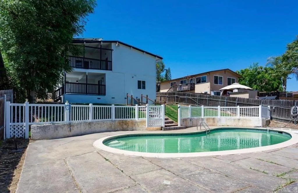 3387 Central Avenue, Spring Valley, CA 91977 3387 Central Avenue, Spring Valley, CA 91977