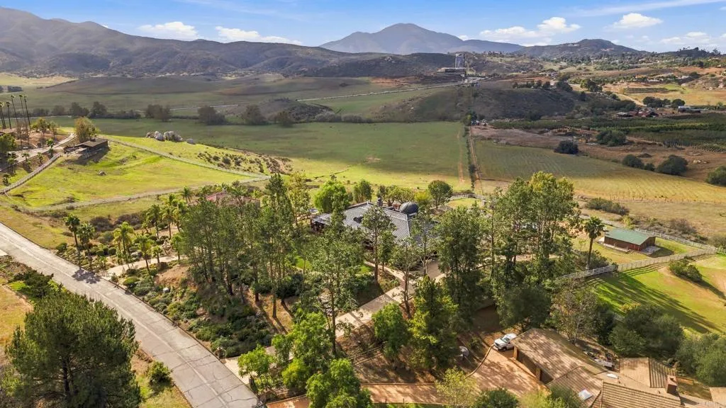 2772 Vista Del Piedra, Jamul, CA 91935 2772 Vista Del Piedra, Jamul, CA 91935