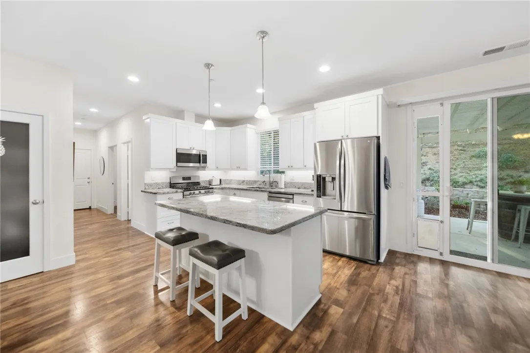1631 Ranchwood Lane, Fallbrook, CA 92028 1631 Ranchwood Lane, Fallbrook, CA 92028