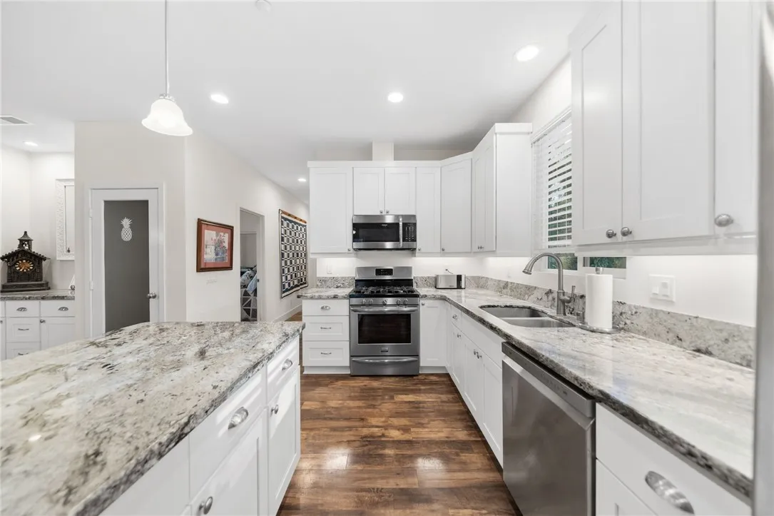1631 Ranchwood Lane, Fallbrook, CA 92028 1631 Ranchwood Lane, Fallbrook, CA 92028
