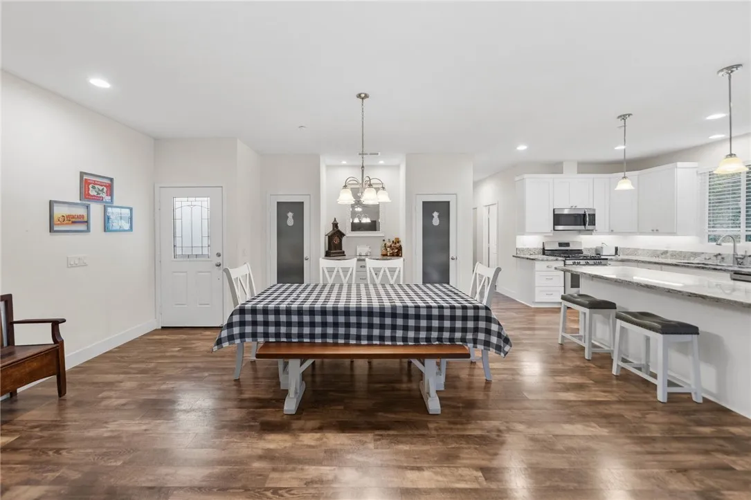 1631 Ranchwood Lane, Fallbrook, CA 92028 1631 Ranchwood Lane, Fallbrook, CA 92028