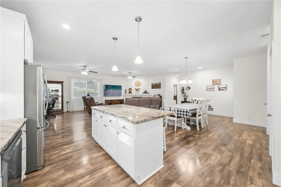 1631 Ranchwood Lane, Fallbrook, CA 92028 1631 Ranchwood Lane, Fallbrook, CA 92028