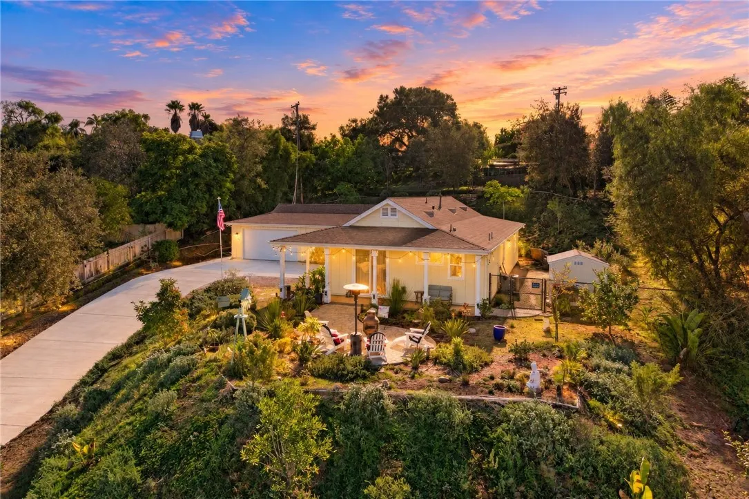 1631 Ranchwood Lane, Fallbrook, CA 92028 1631 Ranchwood Lane, Fallbrook, CA 92028