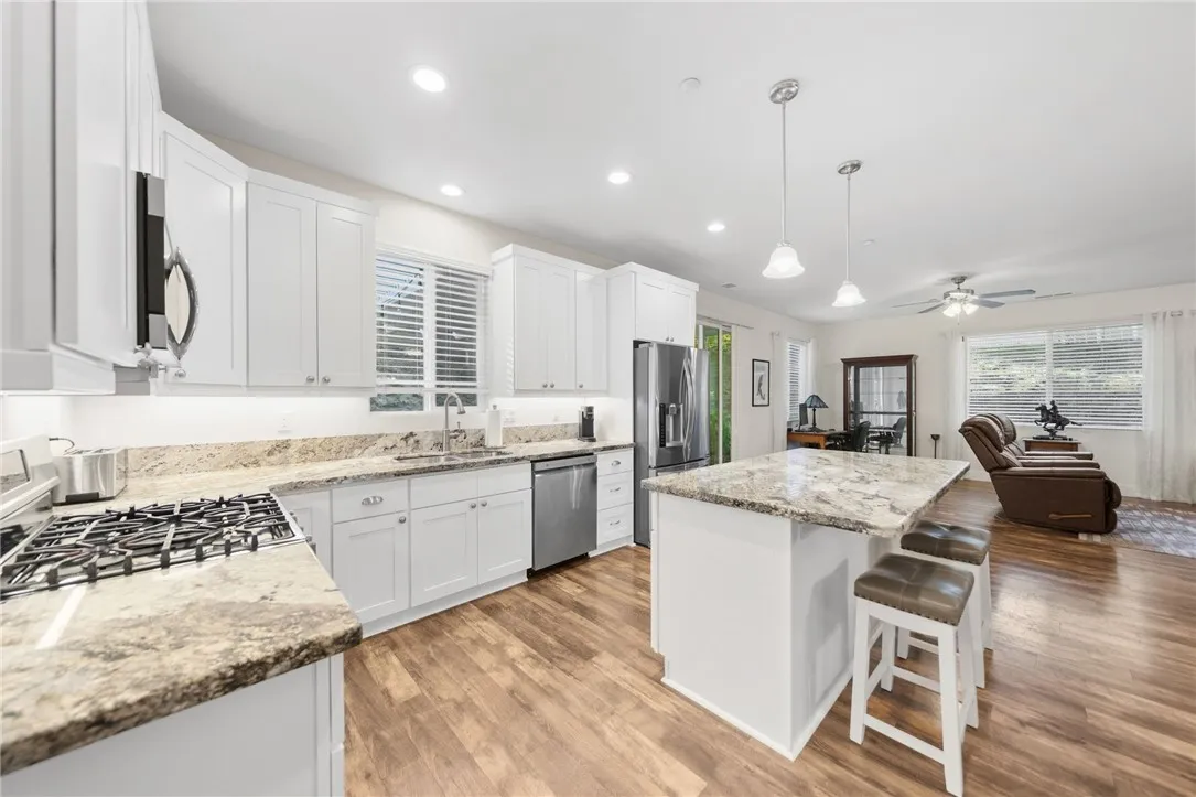1631 Ranchwood Lane, Fallbrook, CA 92028 1631 Ranchwood Lane, Fallbrook, CA 92028