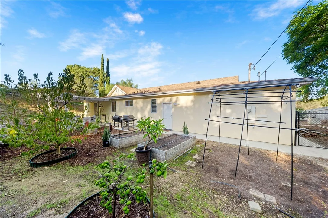 1631 Ranchwood Lane, Fallbrook, CA 92028 1631 Ranchwood Lane, Fallbrook, CA 92028