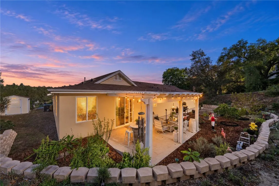 1631 Ranchwood Lane, Fallbrook, CA 92028 1631 Ranchwood Lane, Fallbrook, CA 92028
