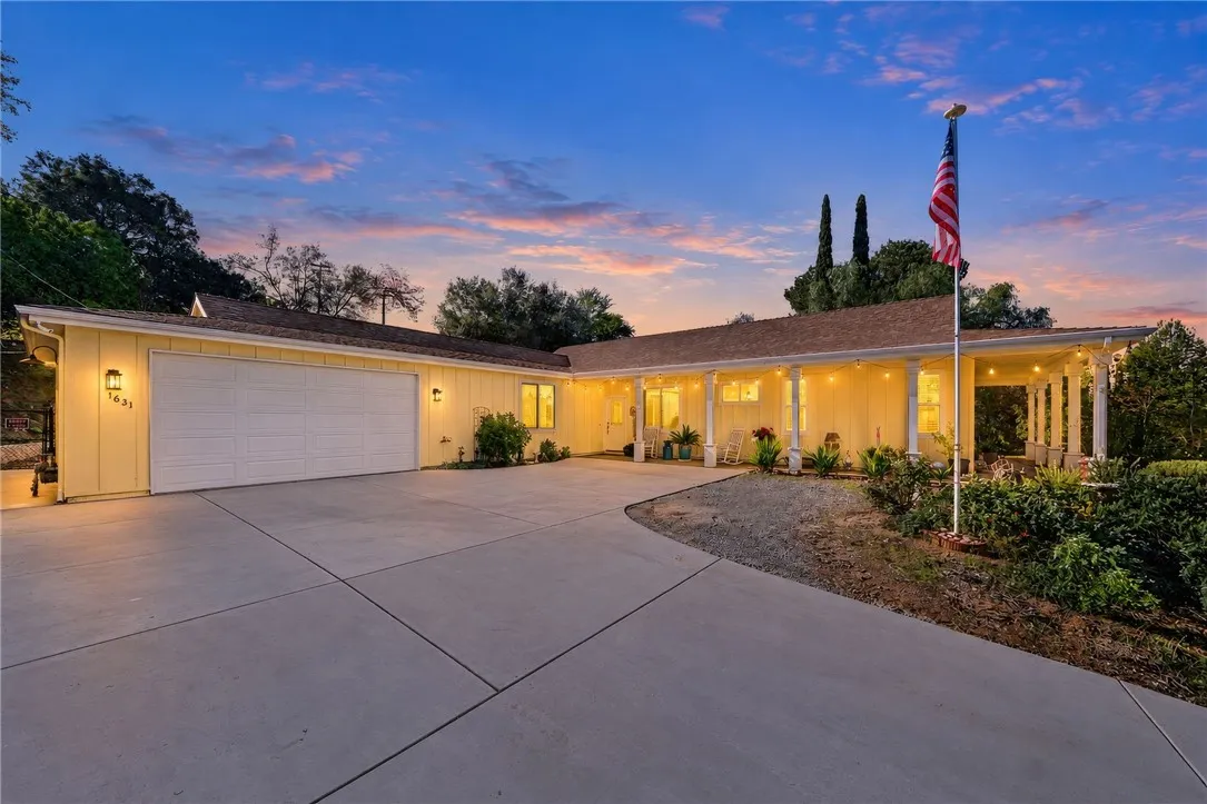 1631 Ranchwood Lane, Fallbrook, CA 92028 1631 Ranchwood Lane, Fallbrook, CA 92028