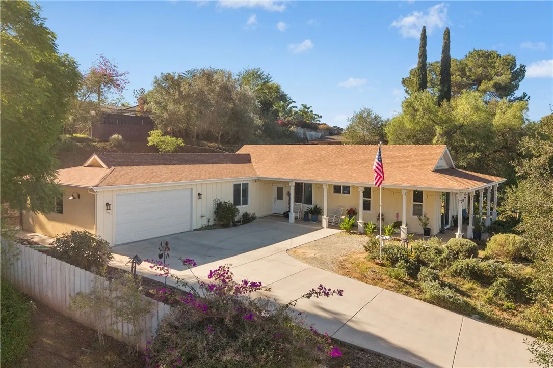 1631 Ranchwood Lane, Fallbrook, CA 92028 1631 Ranchwood Lane, Fallbrook, CA 92028
