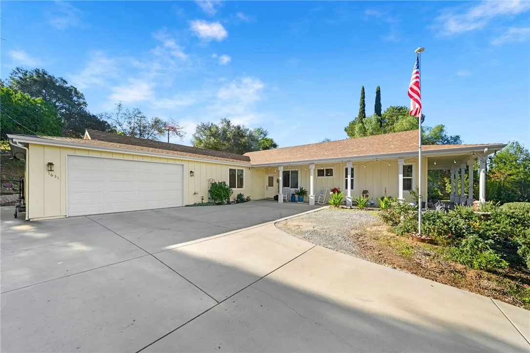 1631 Ranchwood Lane, Fallbrook, CA 92028 1631 Ranchwood Lane, Fallbrook, CA 92028