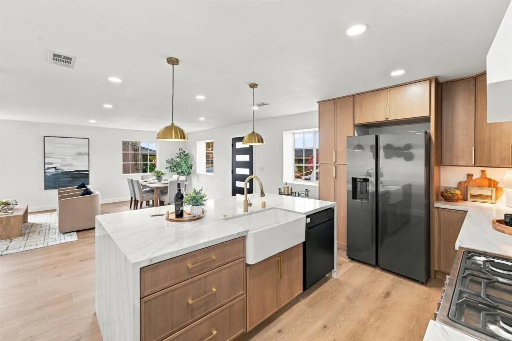 6521 Goodwin Street, San Diego, CA 92111 6521 Goodwin Street, San Diego, CA 92111
