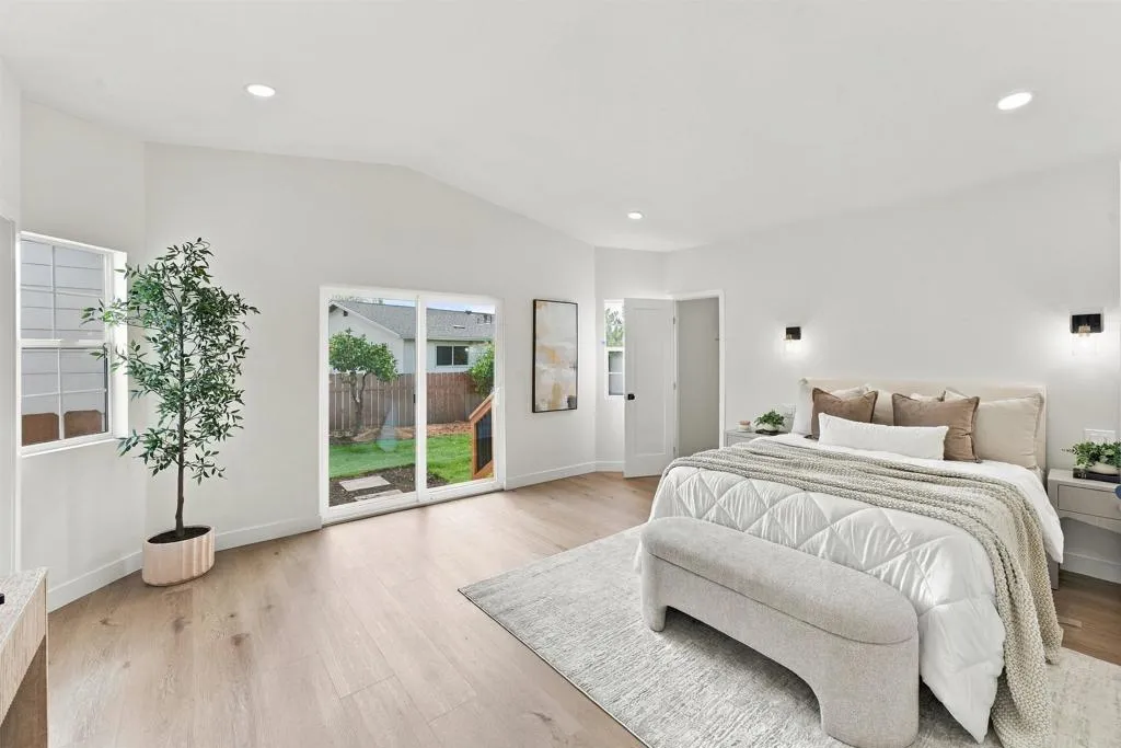 6521 Goodwin Street, San Diego, CA 92111 6521 Goodwin Street, San Diego, CA 92111