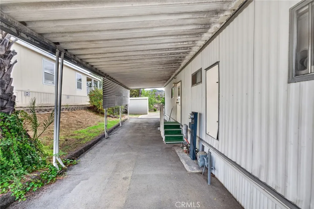 https://cdn.realtyfeed.com/cdn/127/307110787/755ef1296e1851f18540dbf44d1dd719.webp