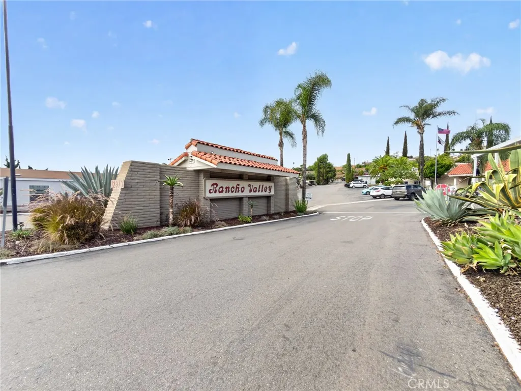 https://cdn.realtyfeed.com/cdn/127/307110787/d4fcae412a1a73dc4f1143462fdd5989.webp