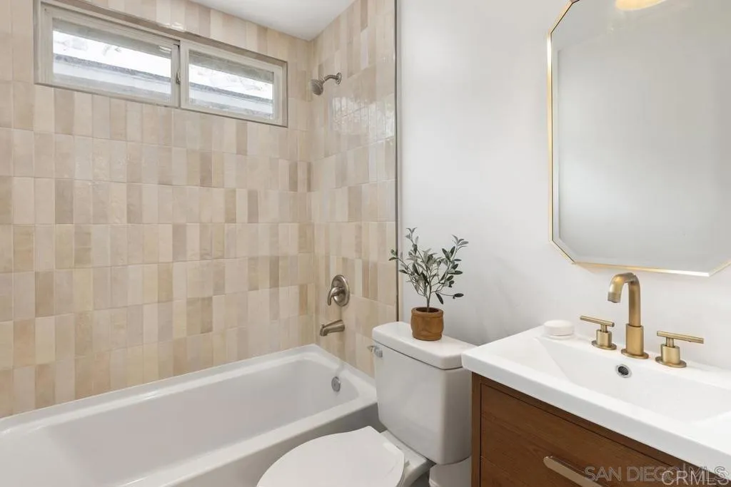 1212-14 13th Street, Imperial Beach, CA 91932 1212-14 13th Street, Imperial Beach, CA 91932