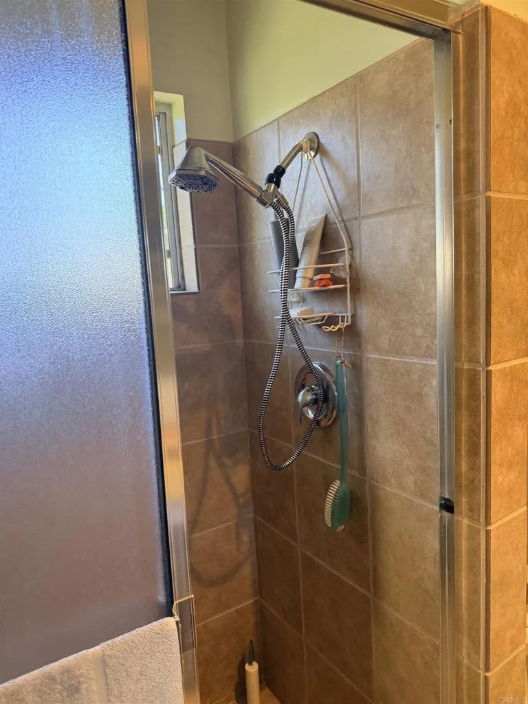 2016 Avenida Del Diablo, Escondido, CA 92029 2016 Avenida Del Diablo, Escondido, CA 92029