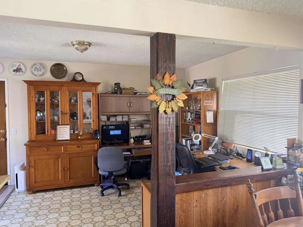 2016 Avenida Del Diablo, Escondido, CA 92029 2016 Avenida Del Diablo, Escondido, CA 92029