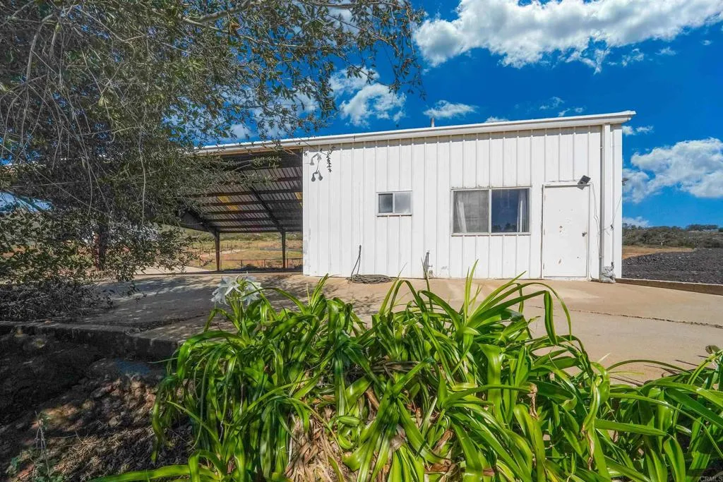 25928 E Old Juian Highway, Ramona, CA 92065 25928 E Old Juian Highway, Ramona, CA 92065