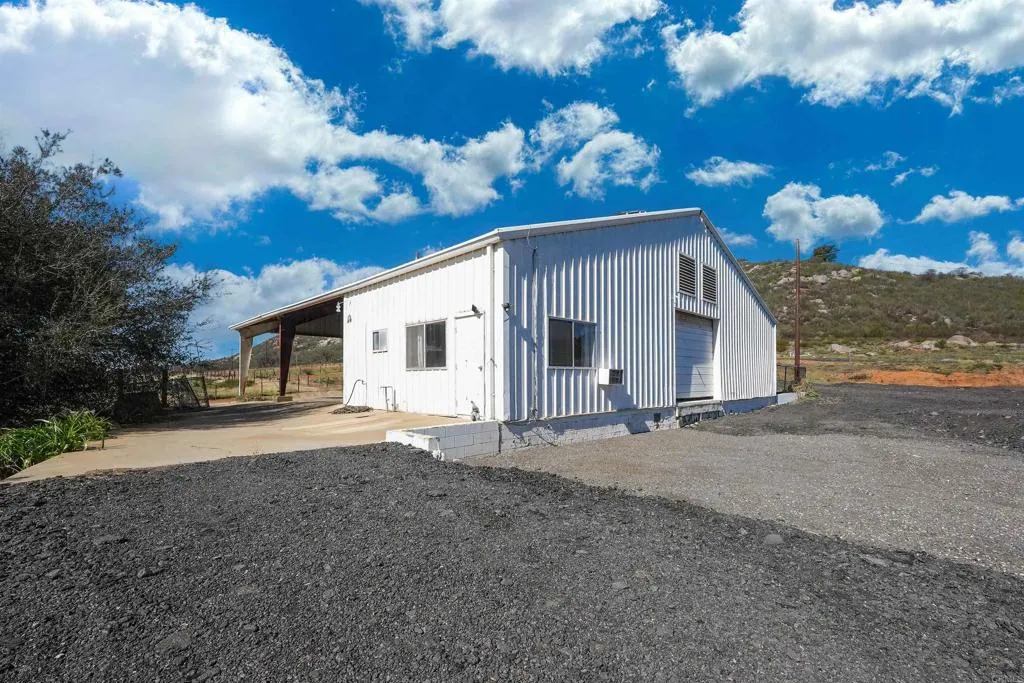 25928 E Old Juian Highway, Ramona, CA 92065 25928 E Old Juian Highway, Ramona, CA 92065