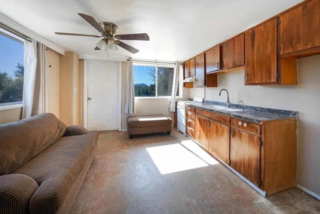 25928 E Old Juian Highway, Ramona, CA 92065 25928 E Old Juian Highway, Ramona, CA 92065