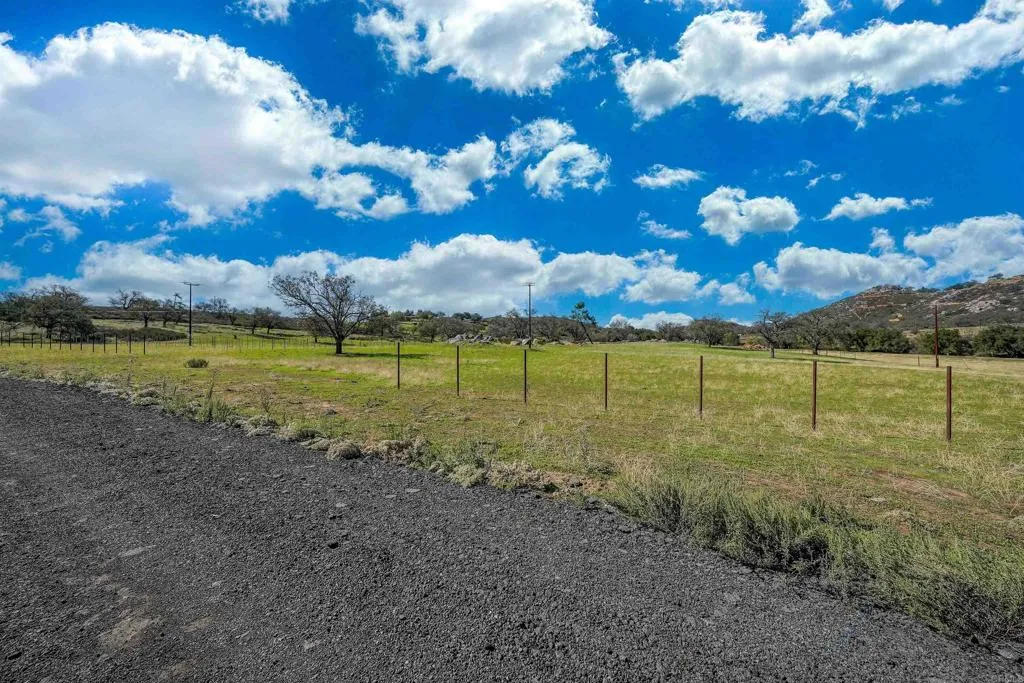 25928 E Old Juian Highway, Ramona, CA 92065 25928 E Old Juian Highway, Ramona, CA 92065
