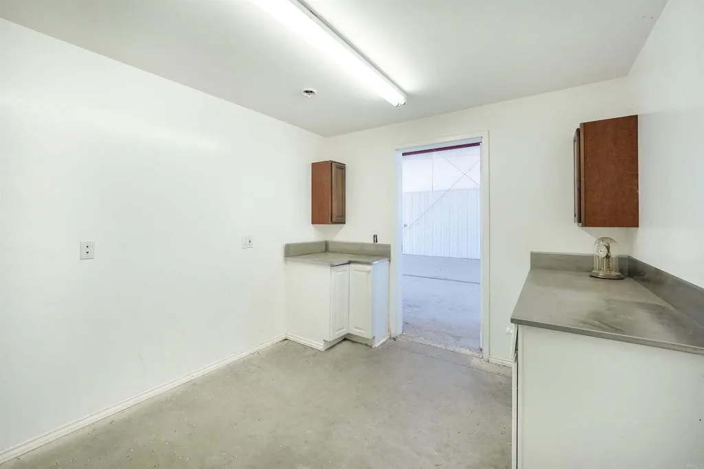25928 E Old Juian Highway, Ramona, CA 92065 25928 E Old Juian Highway, Ramona, CA 92065