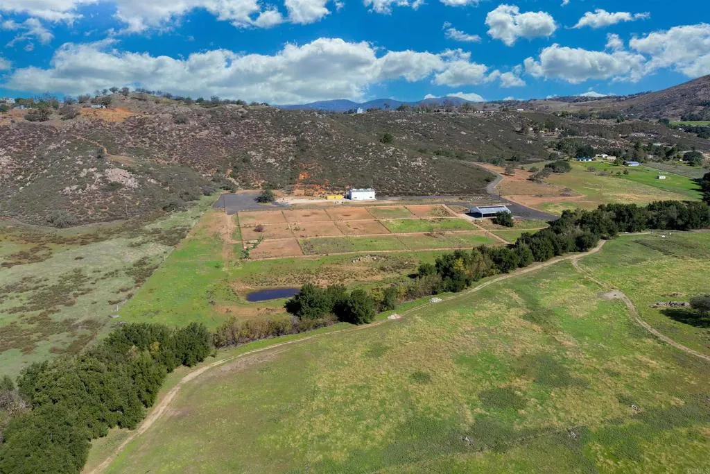 25928 E Old Juian Highway, Ramona, CA 92065 25928 E Old Juian Highway, Ramona, CA 92065