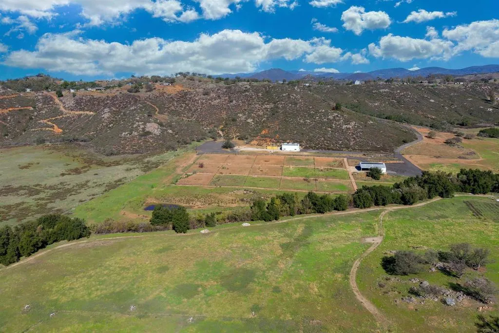 25928 E Old Juian Highway, Ramona, CA 92065 25928 E Old Juian Highway, Ramona, CA 92065