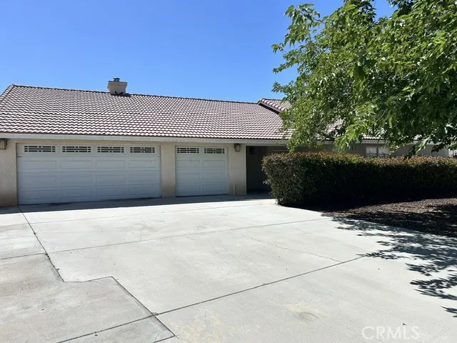 Apple Valley, CA 92307