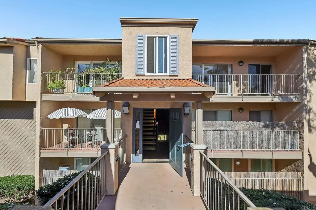 2330 Hosp Way, #204, Carlsbad, CA 92008 2330 Hosp Way, #204, Carlsbad, CA 92008