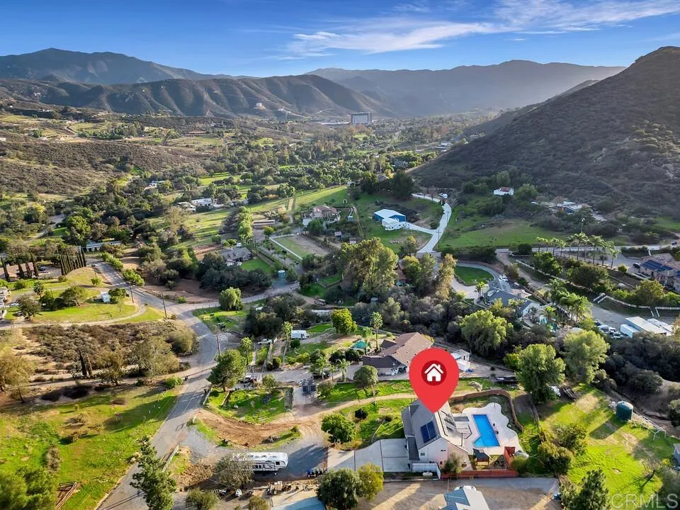 1394 Willson Road, El Cajon, CA 92021 1394 Willson Road, El Cajon, CA 92021