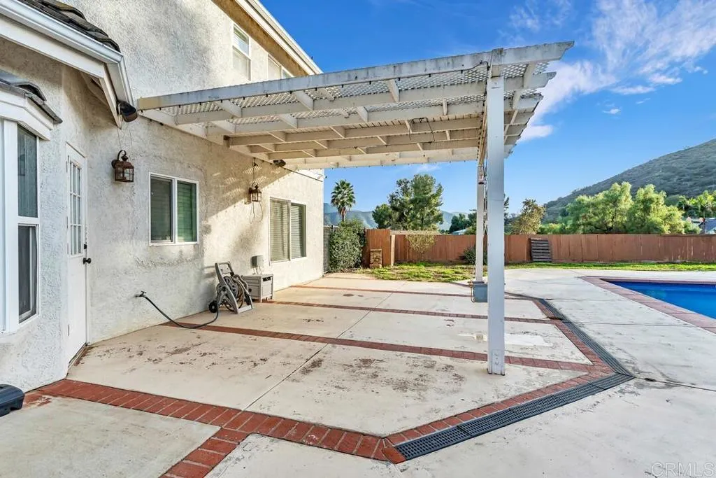1394 Willson Road, El Cajon, CA 92021 1394 Willson Road, El Cajon, CA 92021