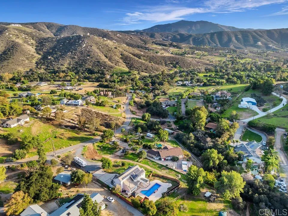 1394 Willson Road, El Cajon, CA 92021 1394 Willson Road, El Cajon, CA 92021