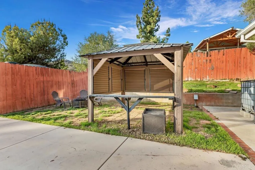 1394 Willson Road, El Cajon, CA 92021 1394 Willson Road, El Cajon, CA 92021