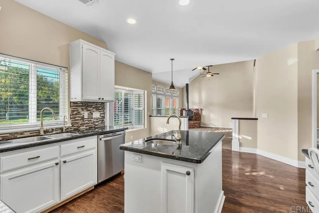 1394 Willson Road, El Cajon, CA 92021 1394 Willson Road, El Cajon, CA 92021