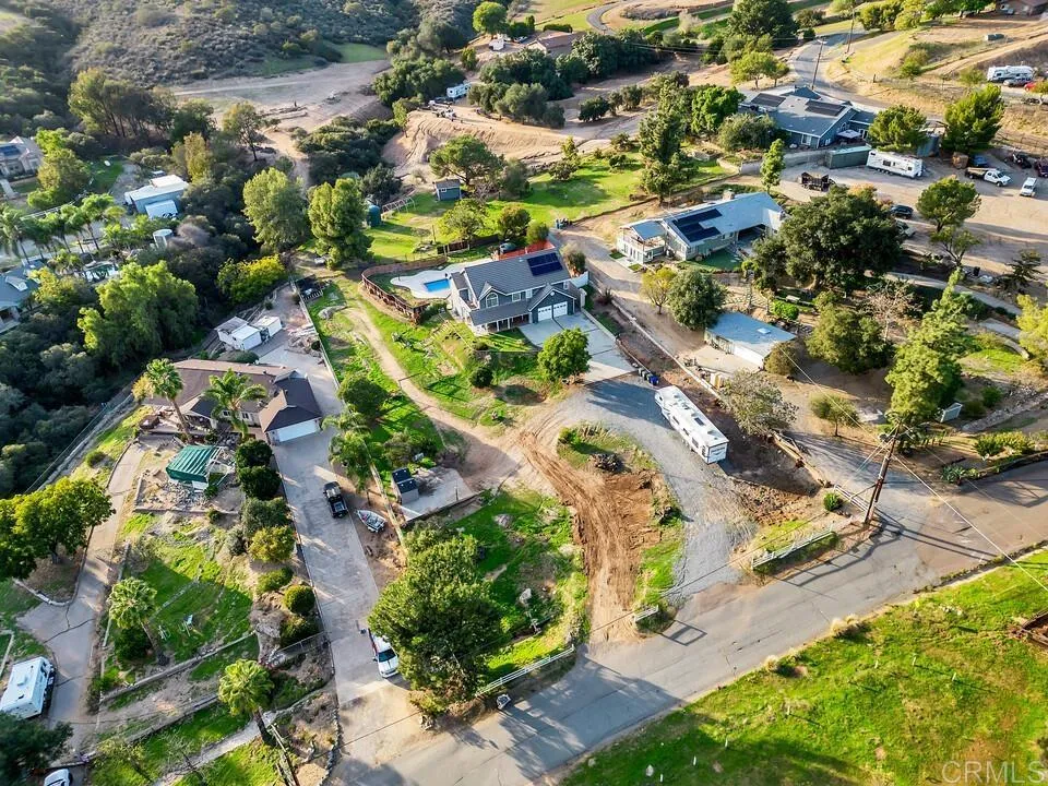 1394 Willson Road, El Cajon, CA 92021 1394 Willson Road, El Cajon, CA 92021